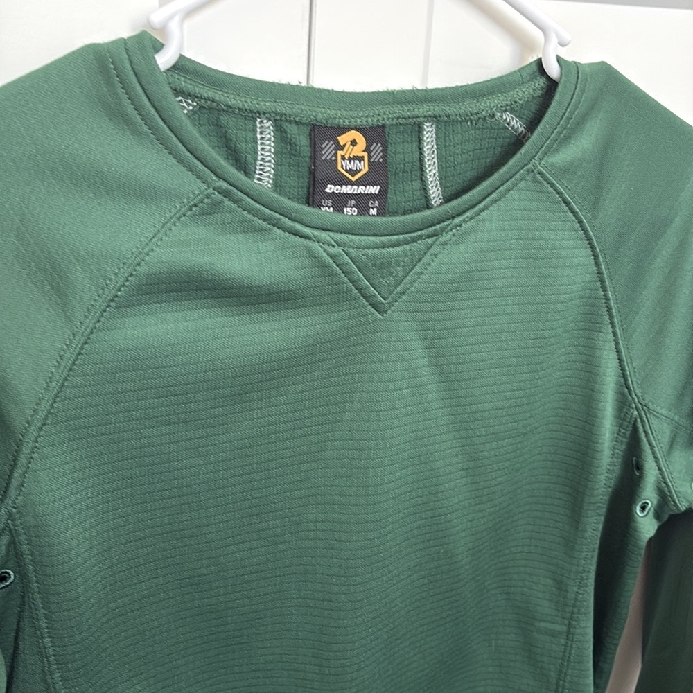 Lot of 2x [Demarini] & [Old Navy] Performance Athletic Workout Tops Size Youth - Picture 3 of 16